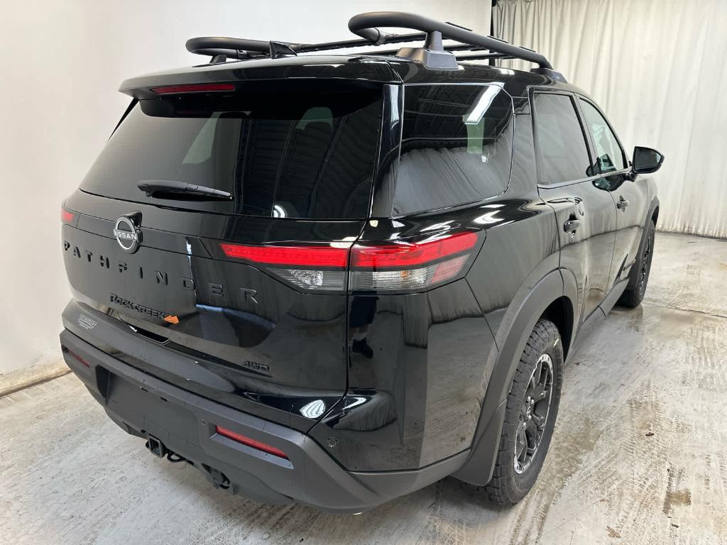 new 2025 Nissan Pathfinder car, priced at $43,960