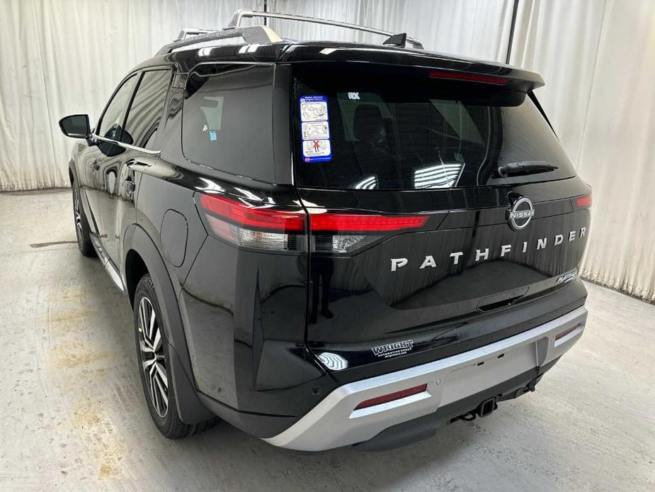 new 2024 Nissan Pathfinder car, priced at $51,627