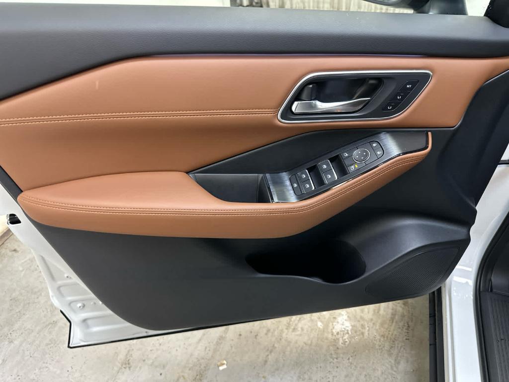 new 2026 Nissan Rogue car, priced at $41,664