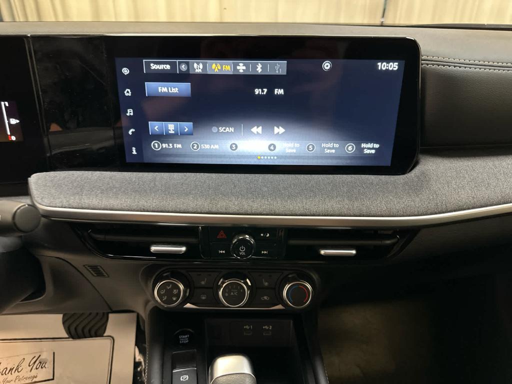 new 2025 Nissan Kicks car, priced at $27,221