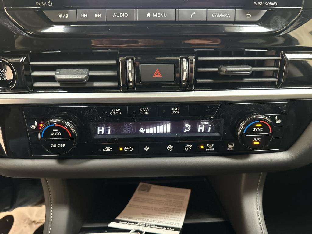 new 2025 Nissan Pathfinder car, priced at $43,861