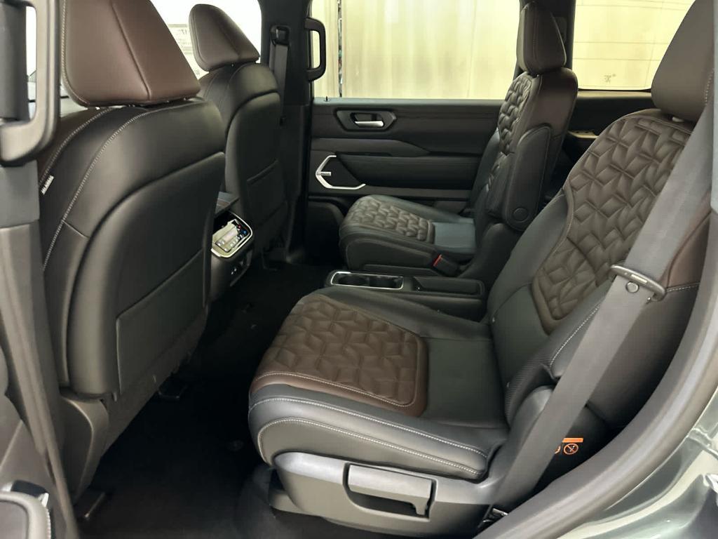 new 2025 Nissan Armada car, priced at $84,800