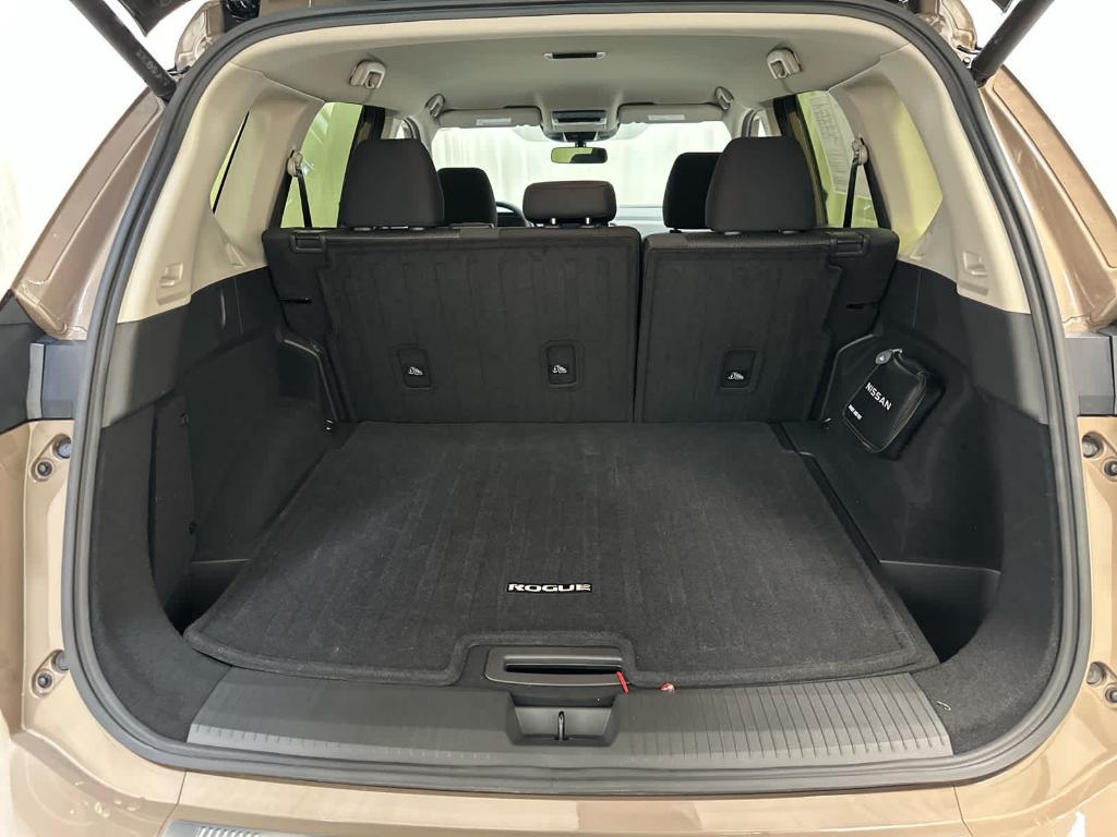 used 2024 Nissan Rogue car, priced at $28,457