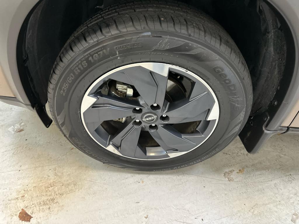 used 2024 Nissan Rogue car, priced at $28,457