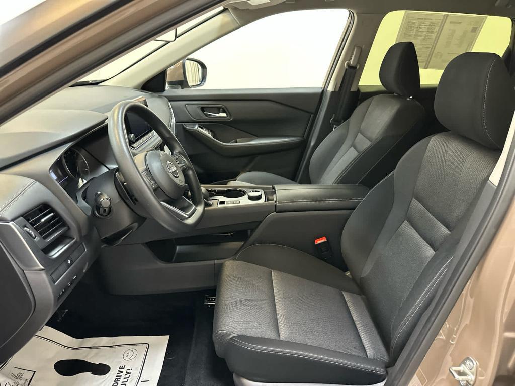 used 2024 Nissan Rogue car, priced at $28,457