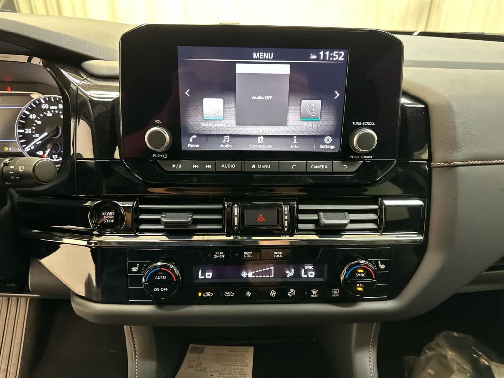 new 2025 Nissan Pathfinder car, priced at $44,248