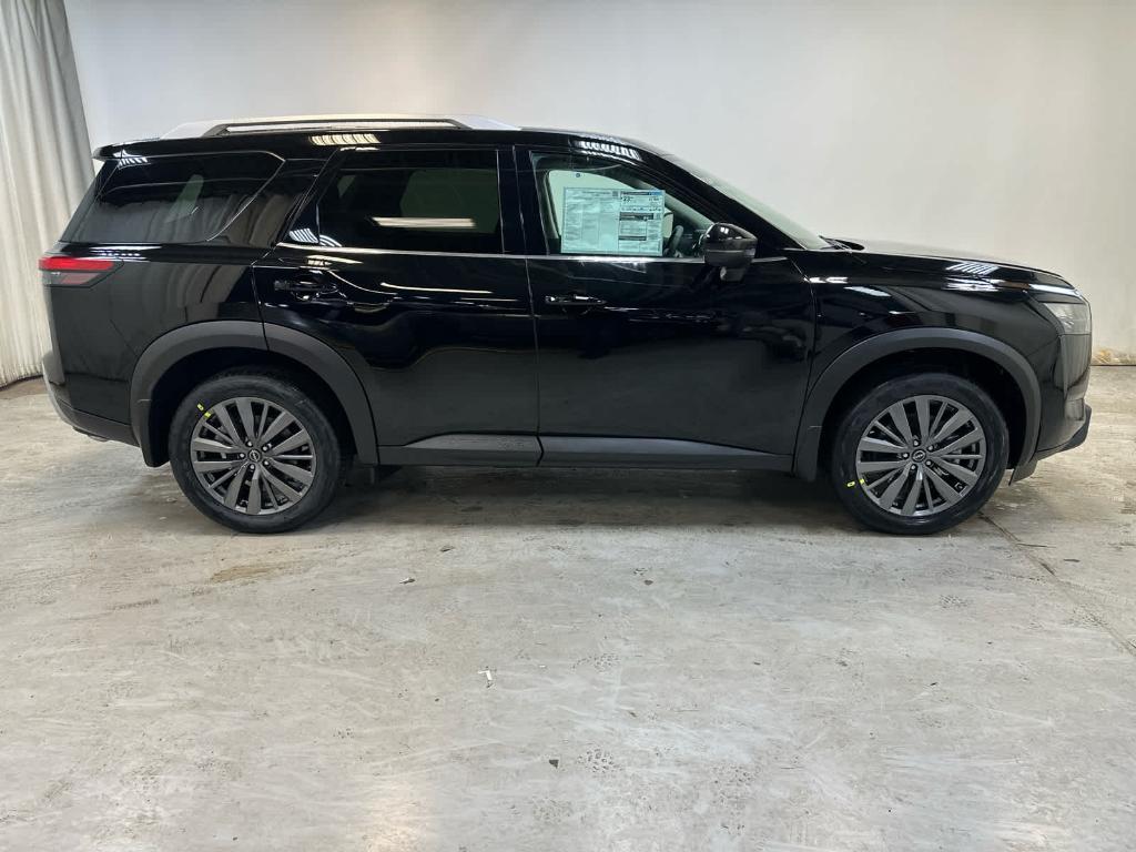 new 2025 Nissan Pathfinder car, priced at $47,703