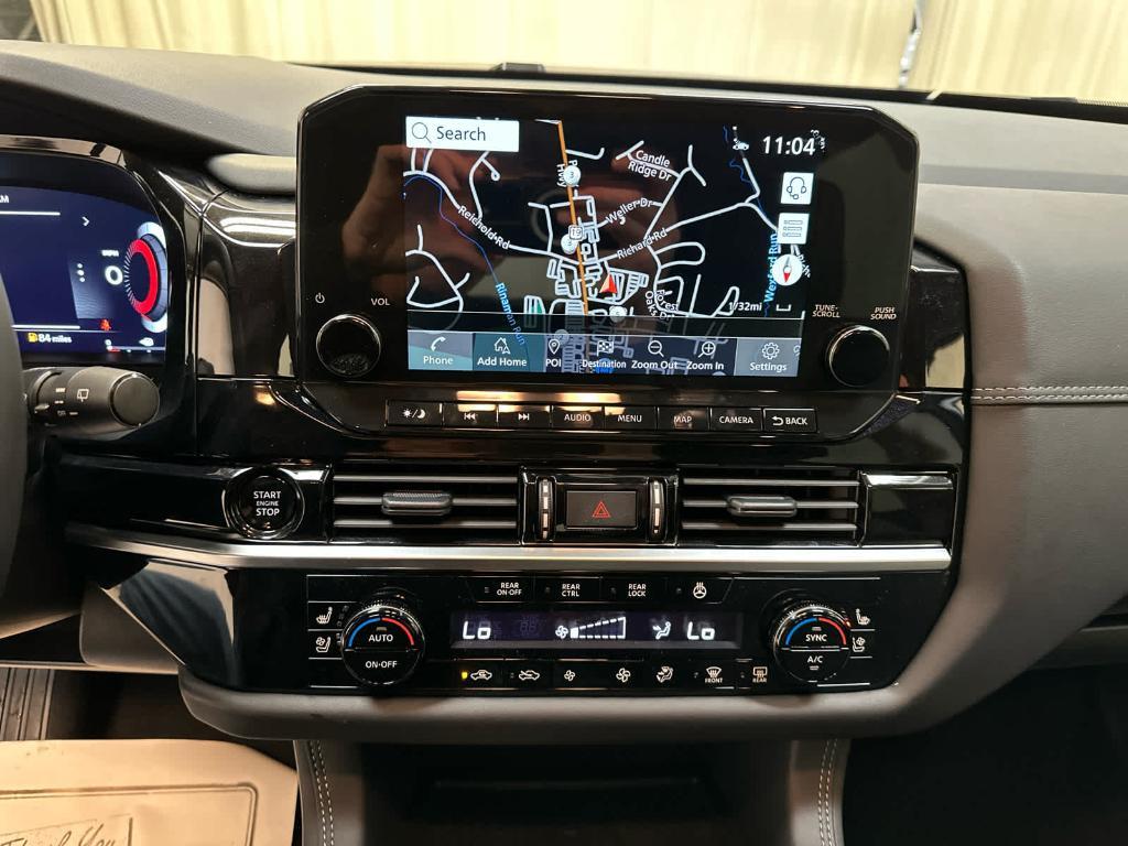 new 2025 Nissan Pathfinder car, priced at $51,952