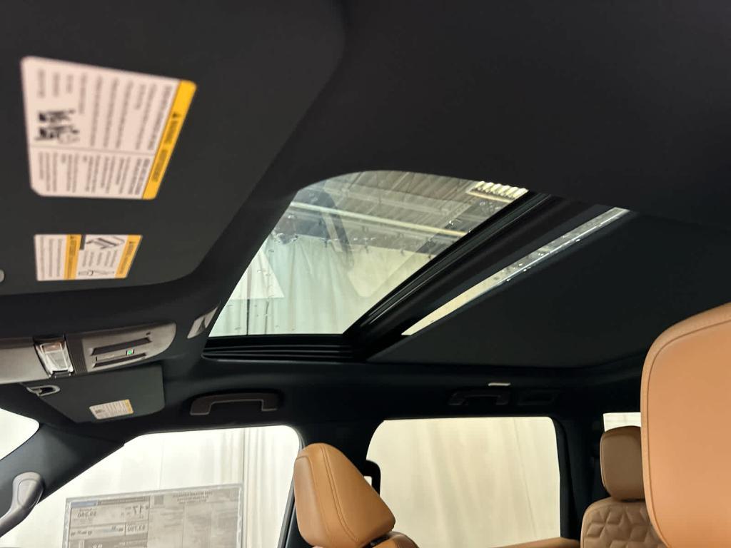 new 2025 Nissan Armada car, priced at $81,372