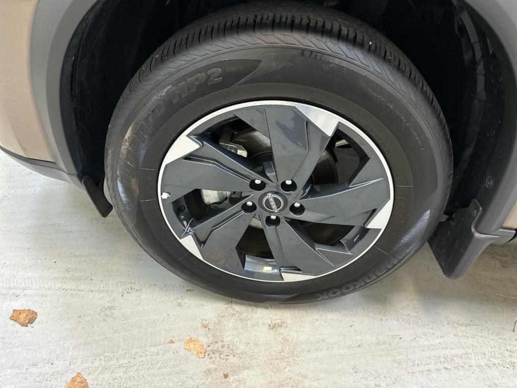 used 2024 Nissan Rogue car, priced at $28,497