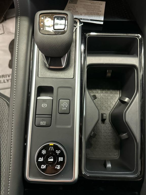 new 2025 Nissan Pathfinder car, priced at $42,284