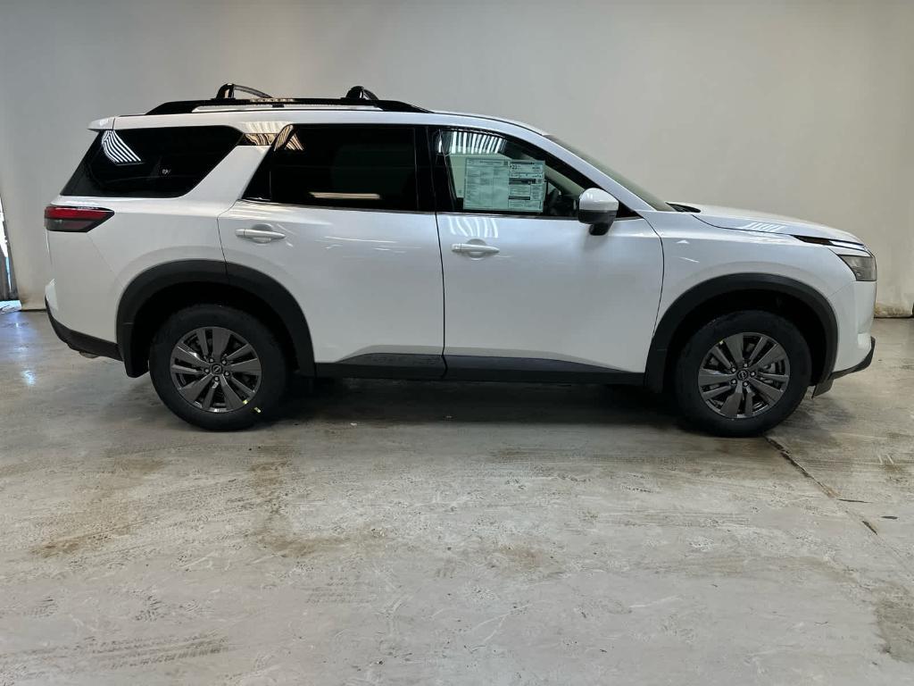 new 2025 Nissan Pathfinder car, priced at $42,284