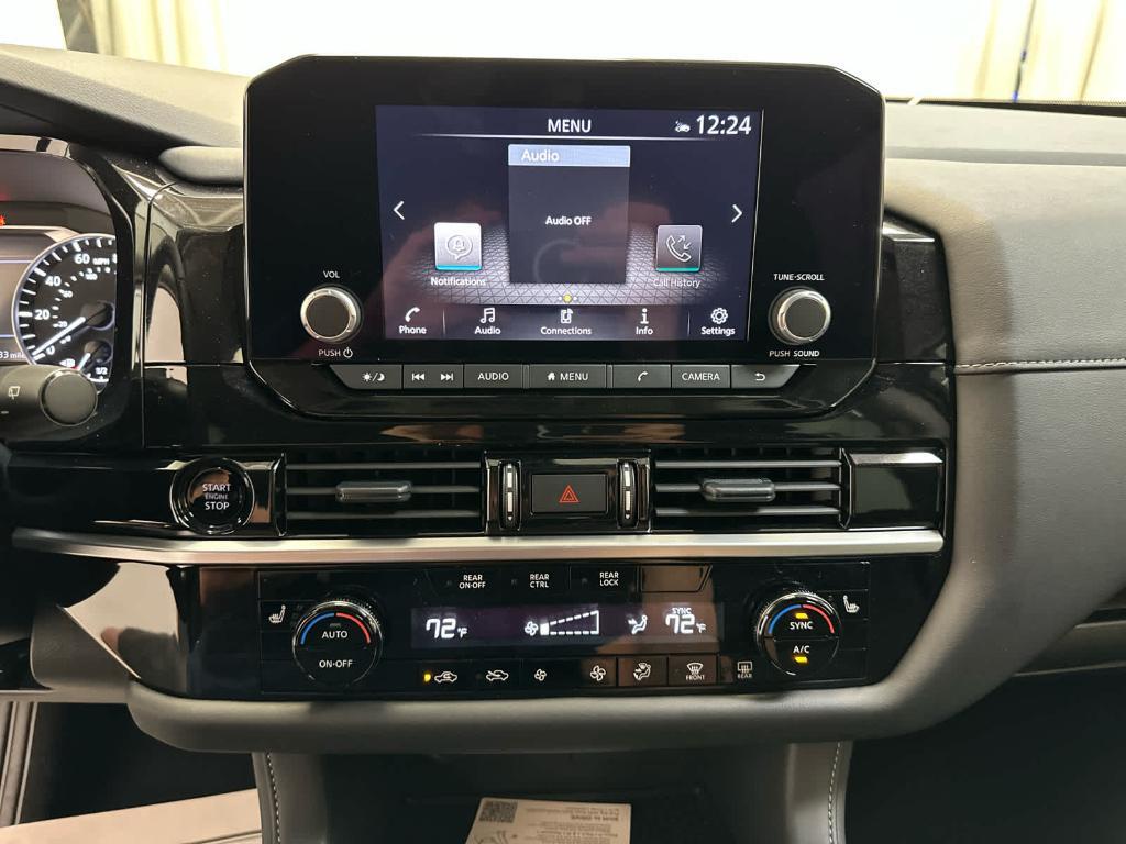 new 2025 Nissan Pathfinder car, priced at $42,284