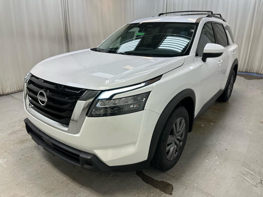 new 2025 Nissan Pathfinder car, priced at $42,284