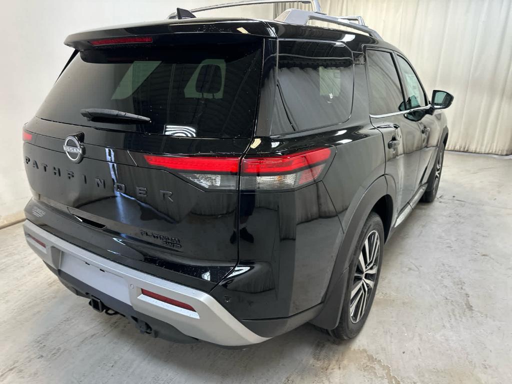 new 2025 Nissan Pathfinder car, priced at $51,058