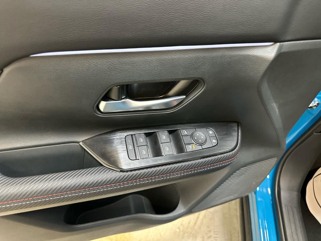 new 2025 Nissan Kicks car, priced at $28,307