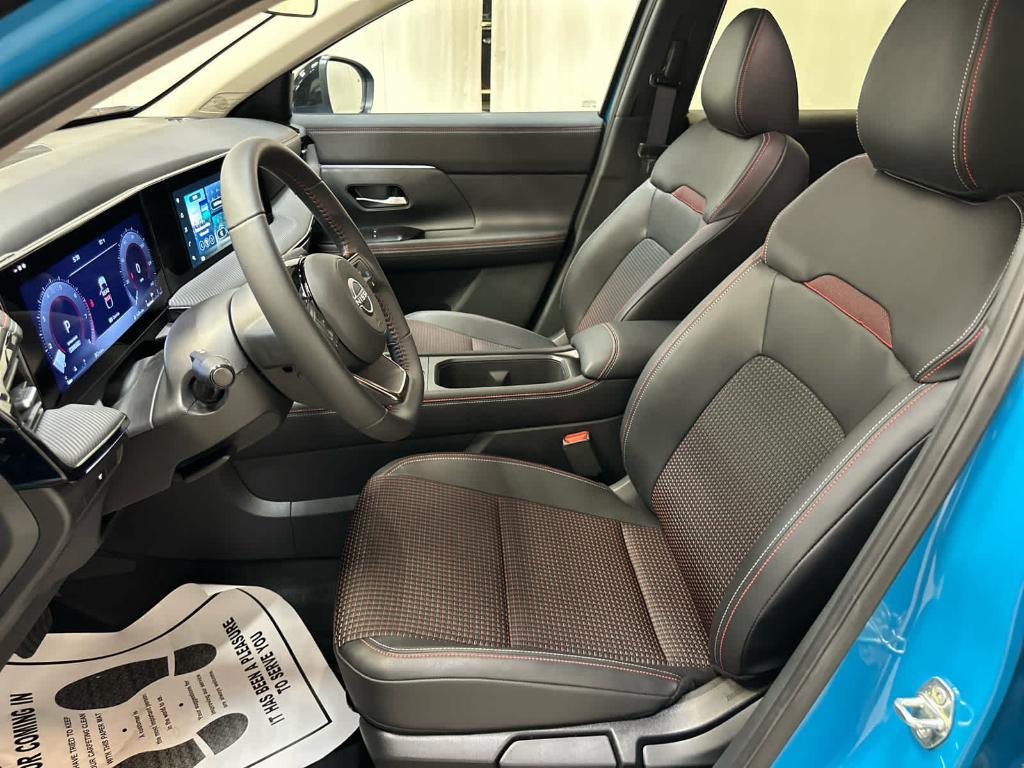 new 2025 Nissan Kicks car, priced at $28,307