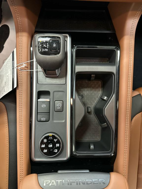 new 2025 Nissan Pathfinder car, priced at $51,022