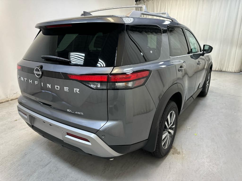 new 2025 Nissan Pathfinder car, priced at $44,086
