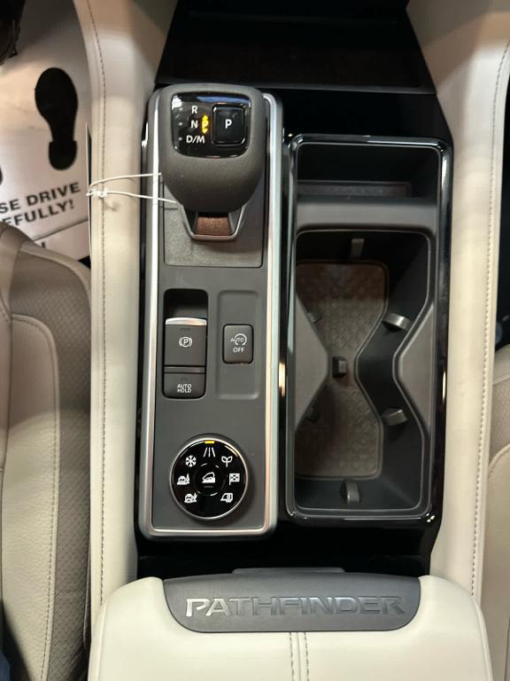 new 2025 Nissan Pathfinder car, priced at $44,086