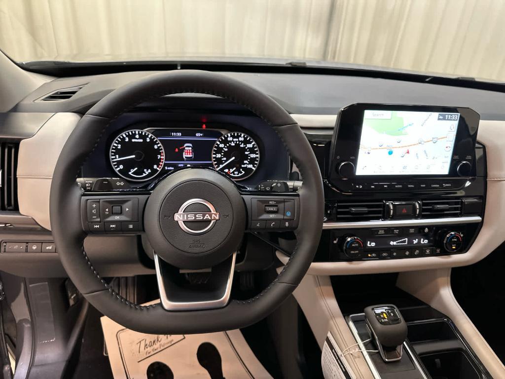 new 2025 Nissan Pathfinder car, priced at $44,086