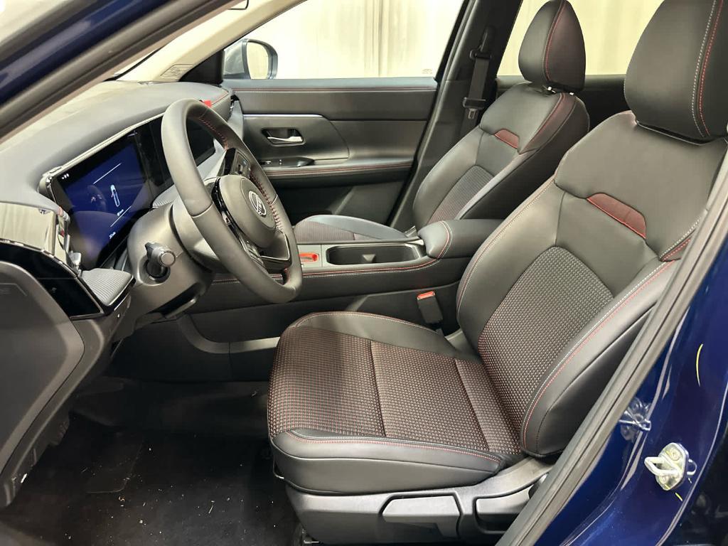 new 2025 Nissan Kicks car, priced at $30,760
