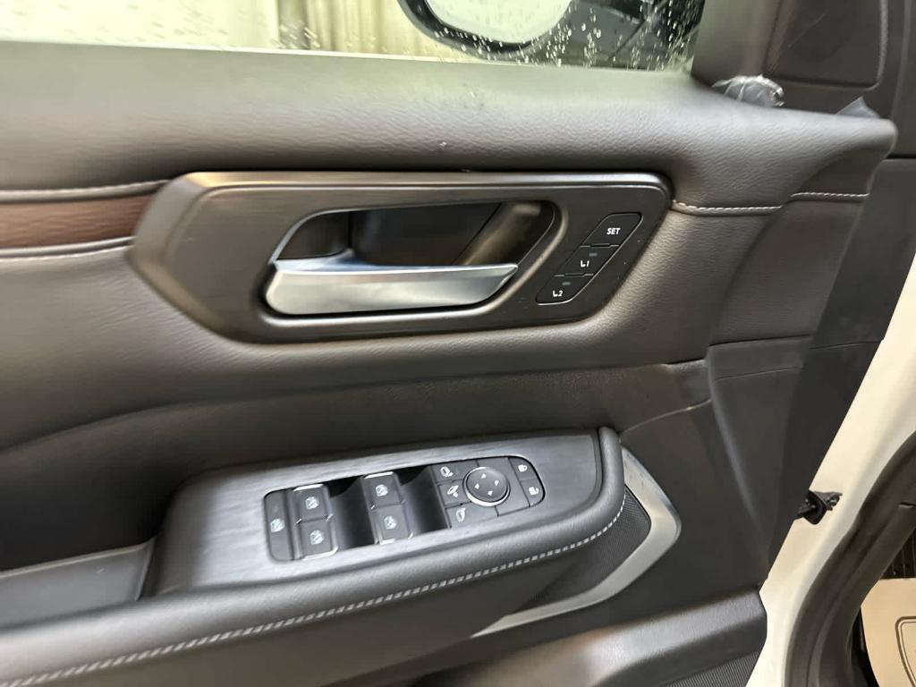 new 2025 Nissan Armada car, priced at $77,650