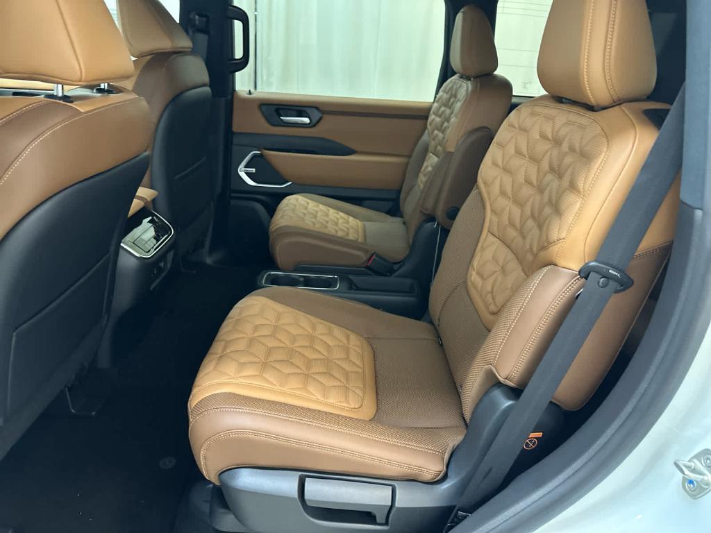new 2025 Nissan Armada car, priced at $87,910