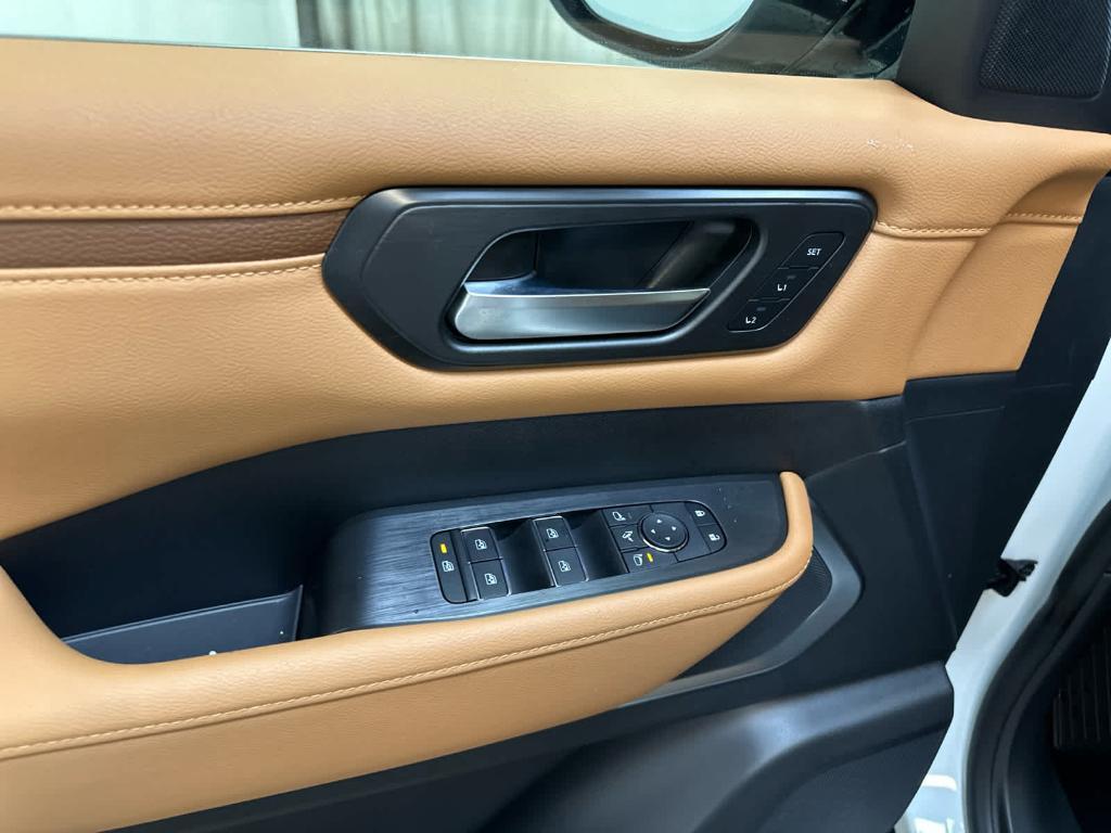 new 2025 Nissan Armada car, priced at $87,910