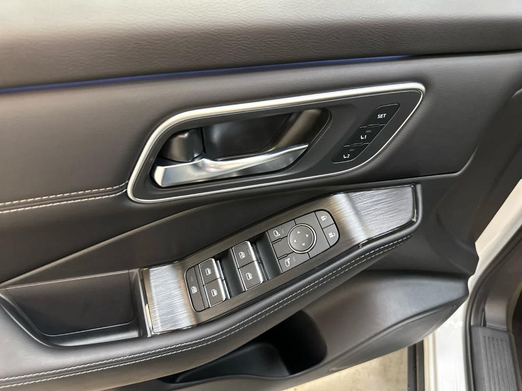 new 2026 Nissan Rogue car, priced at $41,664