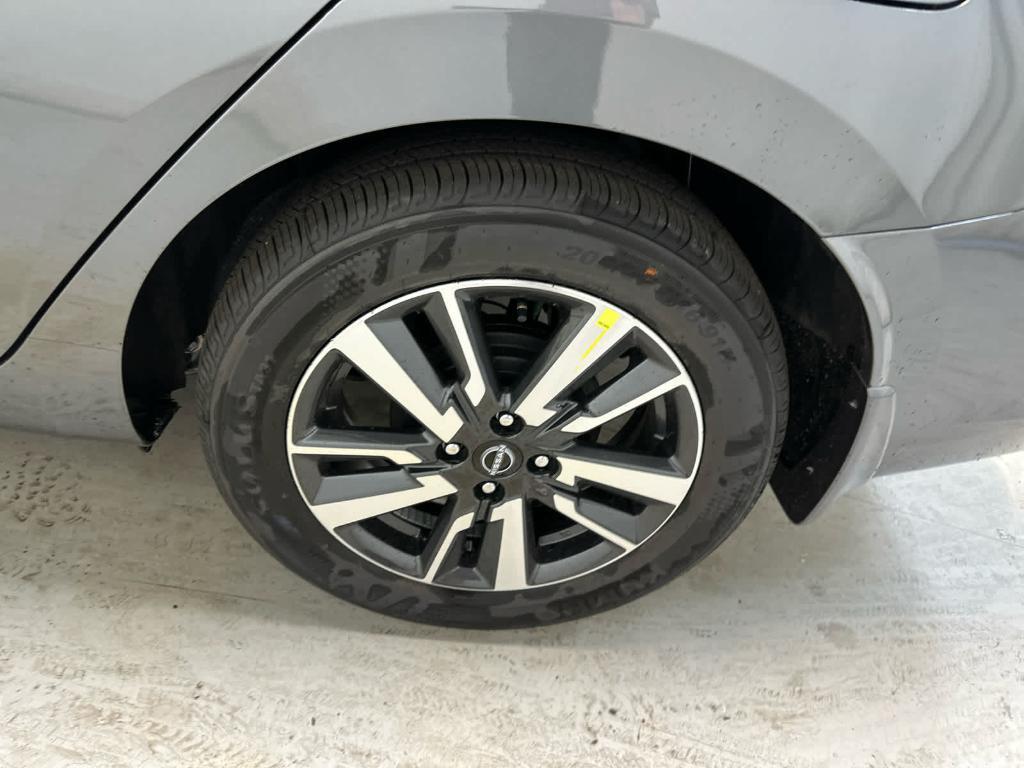 new 2025 Nissan Versa car, priced at $21,593