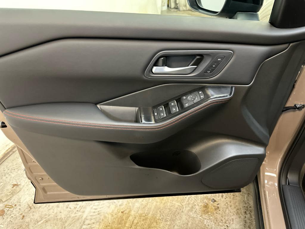 new 2025 Nissan Rogue car, priced at $37,217