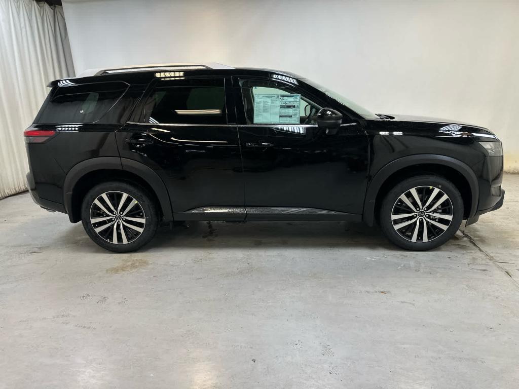 new 2025 Nissan Pathfinder car, priced at $53,135