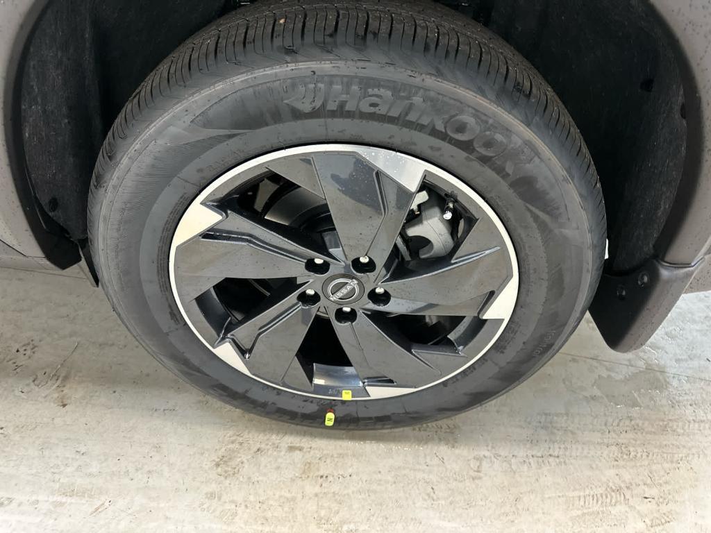 new 2026 Nissan Rogue car, priced at $33,086