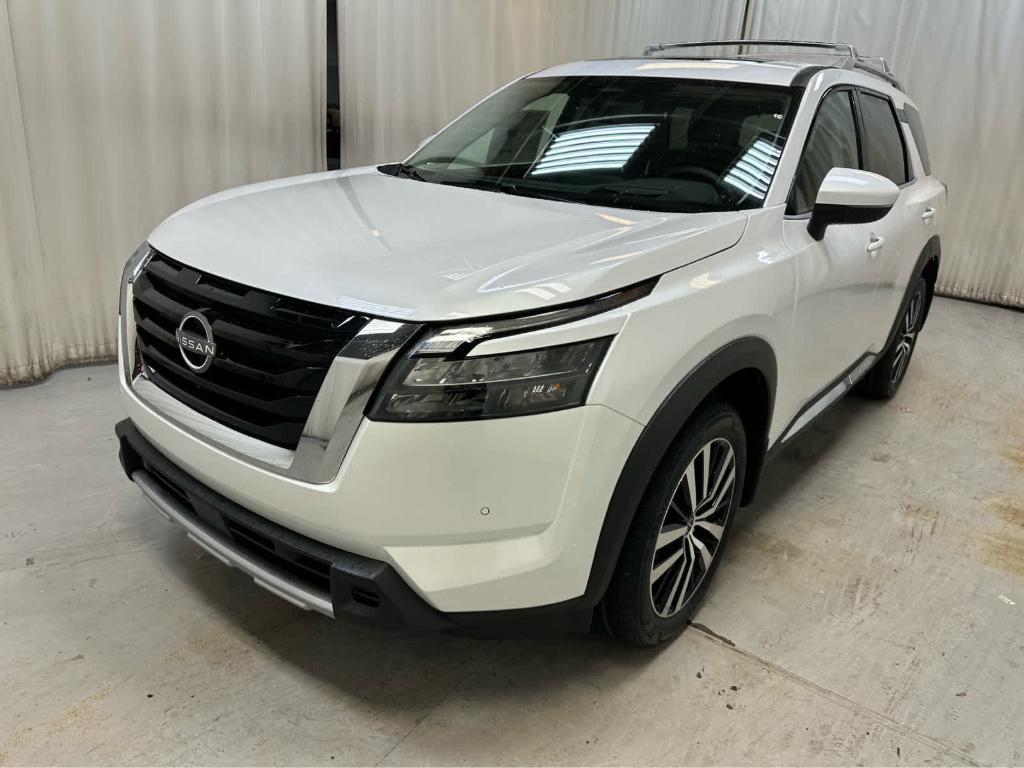 new 2025 Nissan Pathfinder car, priced at $54,010