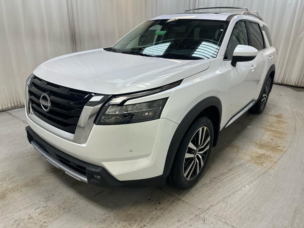new 2025 Nissan Pathfinder car, priced at $54,360