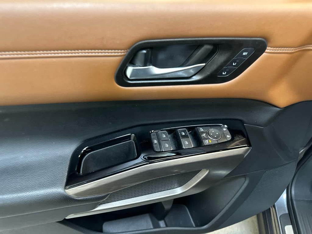 used 2023 Nissan Pathfinder car, priced at $40,488