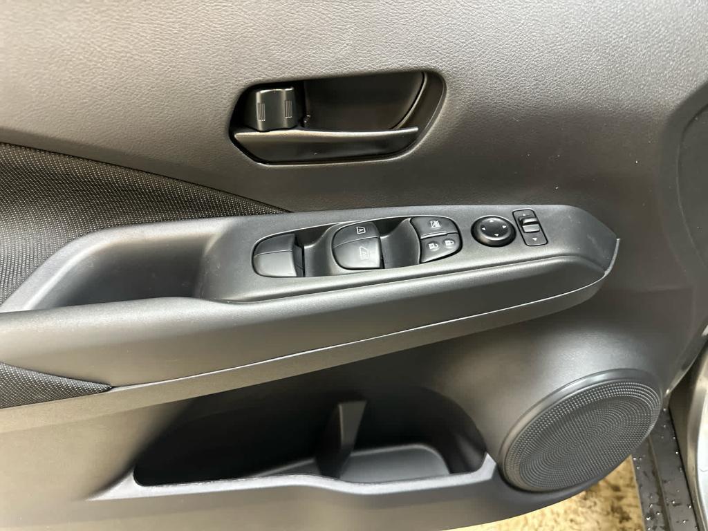 new 2025 Nissan Kicks car, priced at $23,760