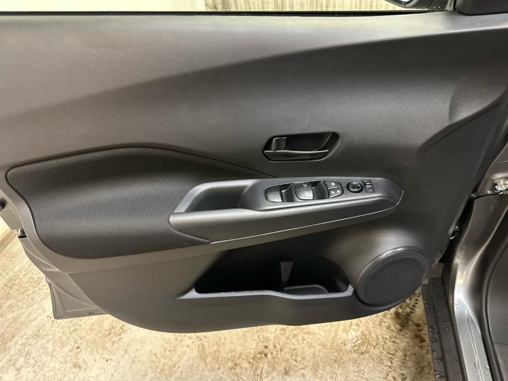 new 2025 Nissan Kicks car, priced at $23,760