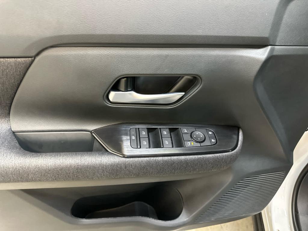 new 2025 Nissan Kicks car, priced at $27,705