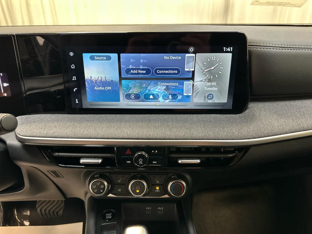 new 2025 Nissan Kicks car, priced at $27,705