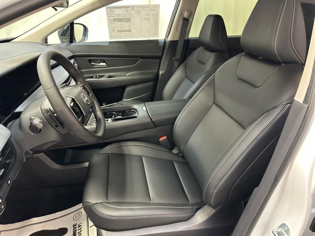 new 2025 Nissan Murano car, priced at $44,050
