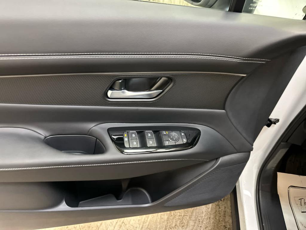 new 2025 Nissan Murano car, priced at $44,050