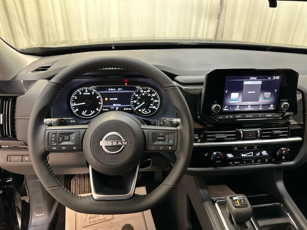 new 2025 Nissan Pathfinder car, priced at $41,387