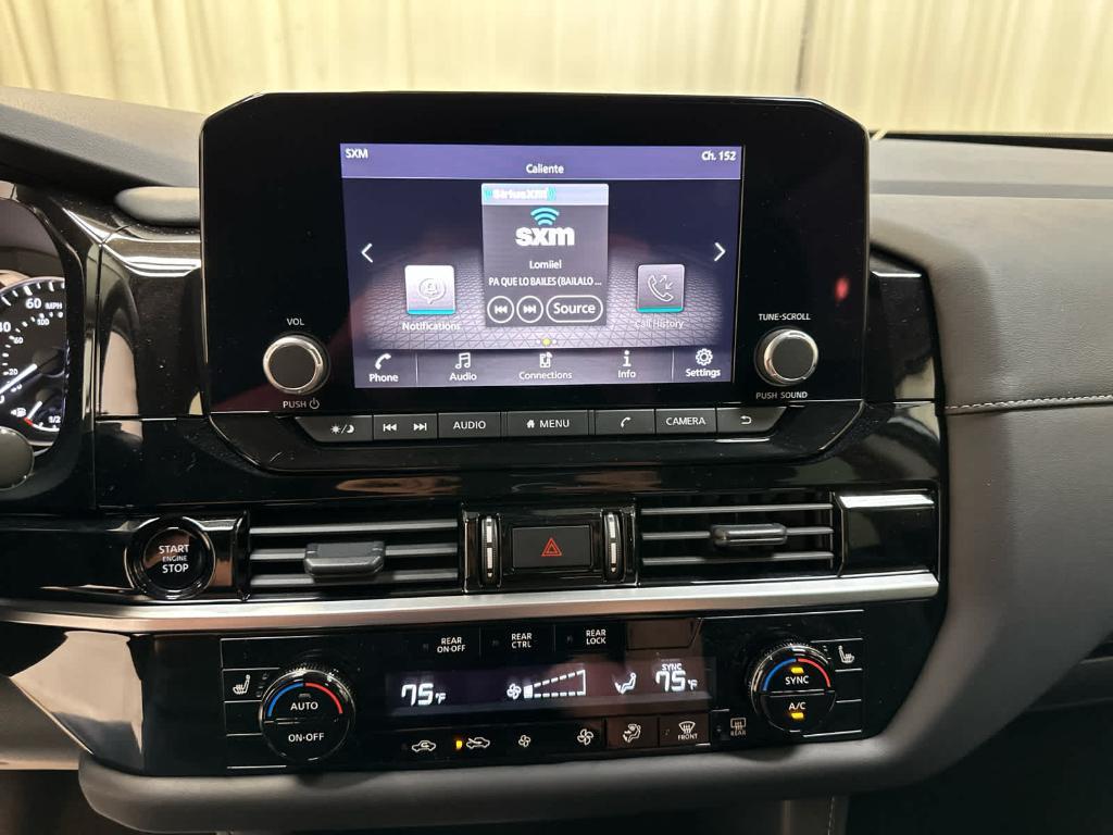 new 2025 Nissan Pathfinder car, priced at $41,387