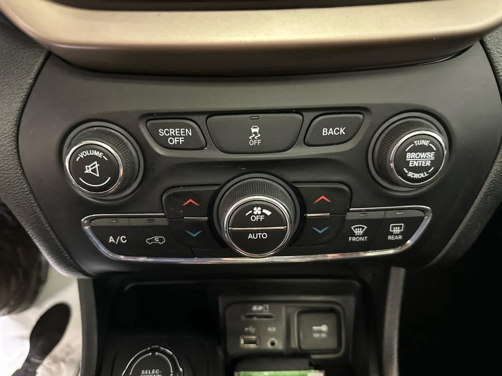 used 2018 Jeep Cherokee car, priced at $14,988