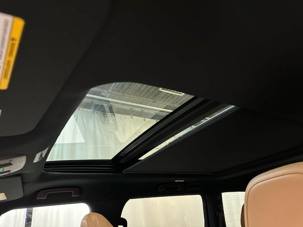 new 2025 Nissan Armada car, priced at $87,765