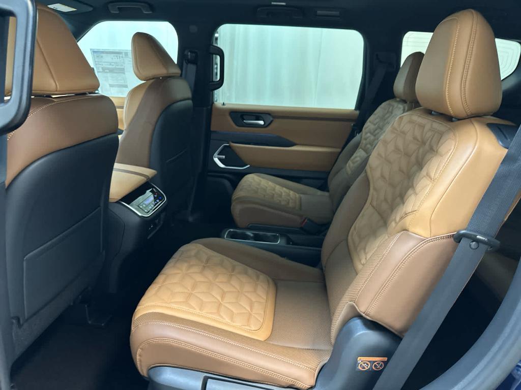 new 2025 Nissan Armada car, priced at $87,765