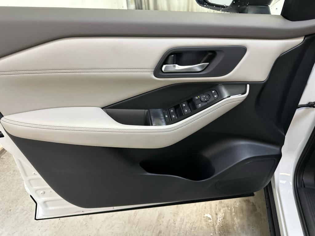 new 2026 Nissan Rogue car, priced at $34,653