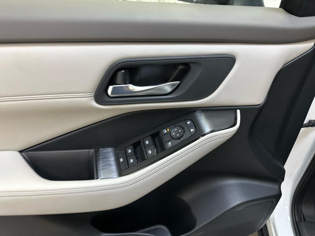 new 2026 Nissan Rogue car, priced at $34,653